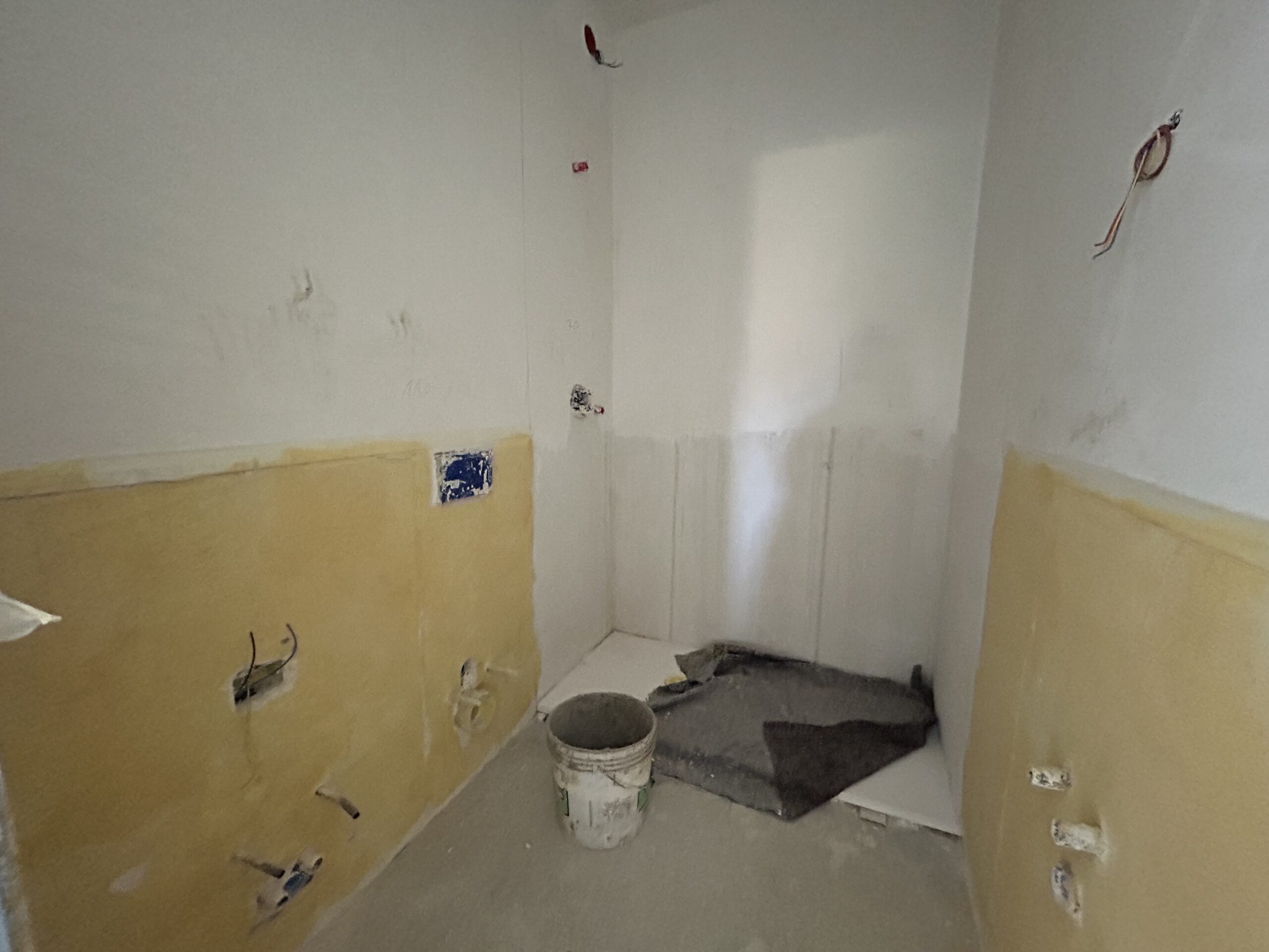 I PIOPPI DUPLEX (7) secondo bagno non finestrato con doccia