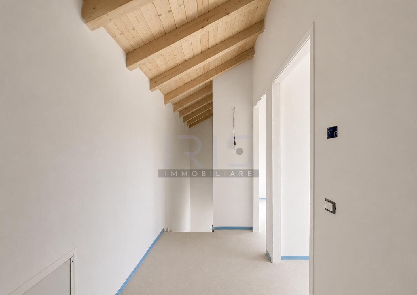 300 Duplex (5.5) disimpegno