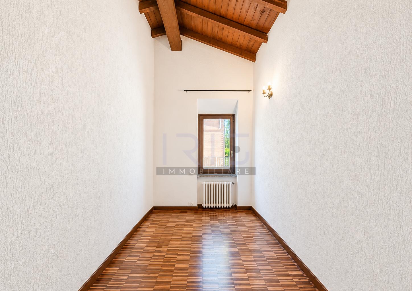 530 Villa Seregno (11) cameretta