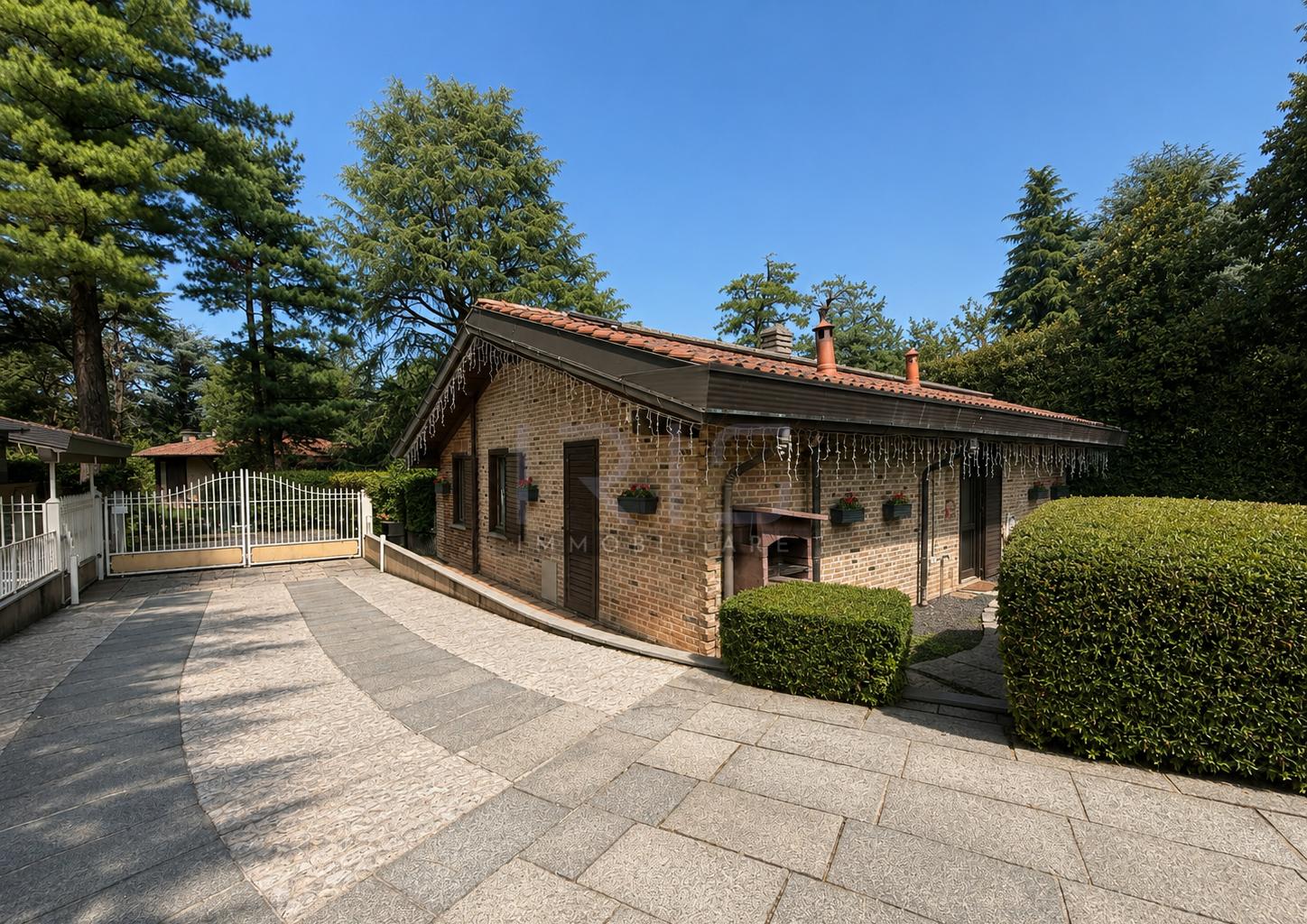 530 Villa Seregno (4) facciata