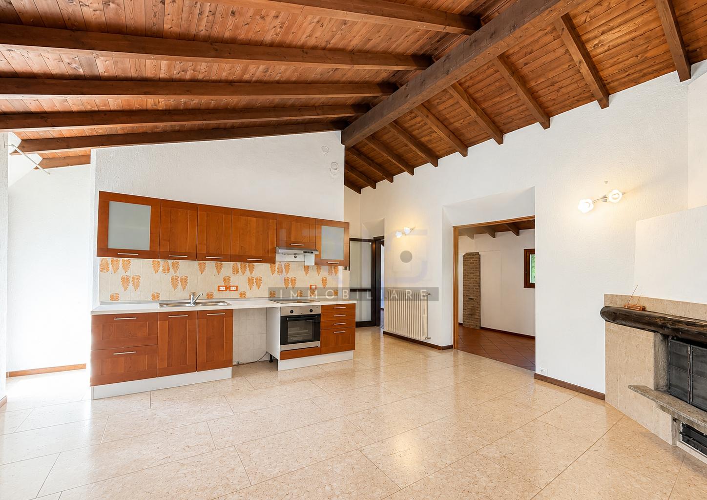 530 Villa Seregno (6)soggiorno + cucina