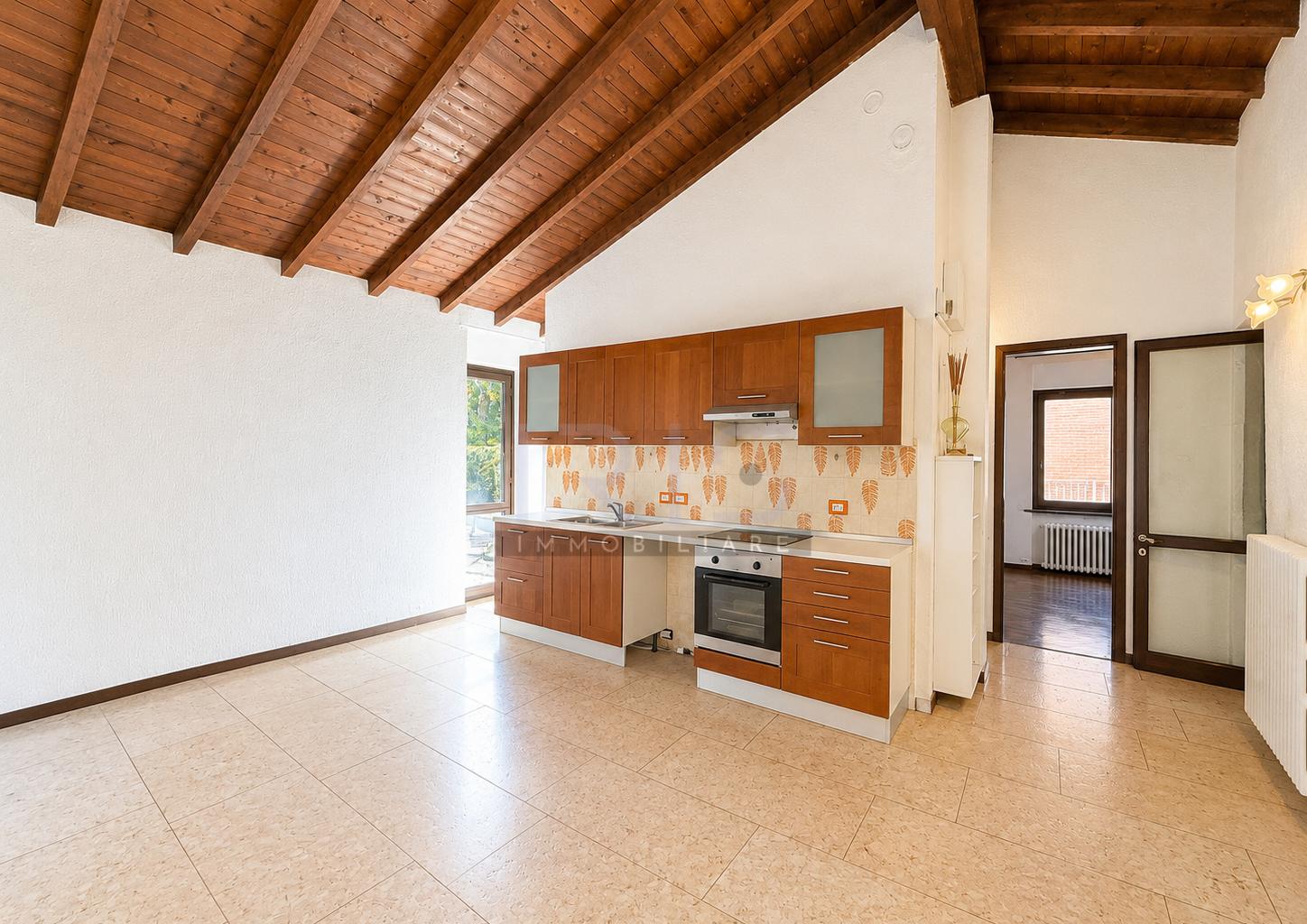 530 Villa Seregno (7)soggiorno + cucina