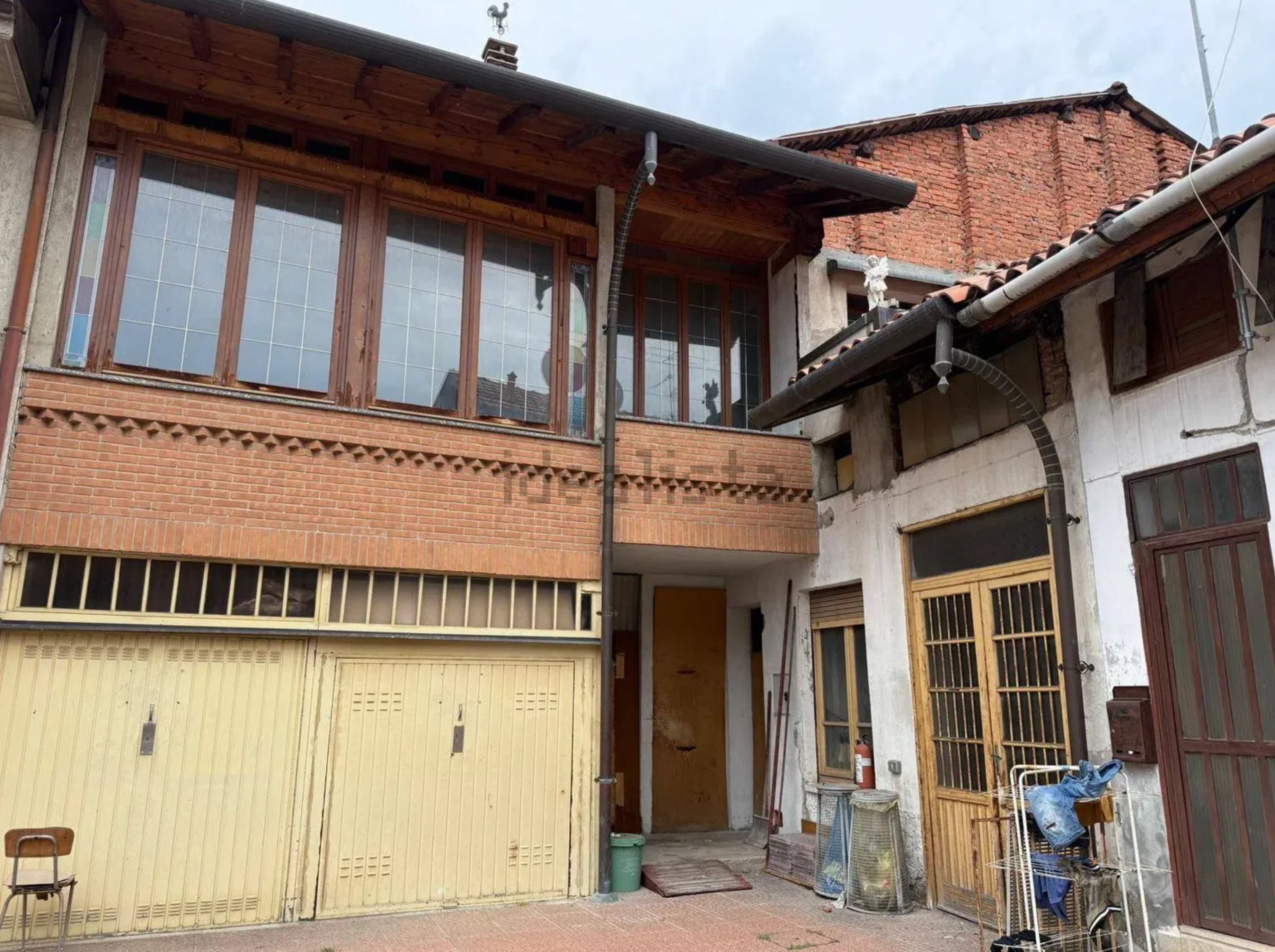 110 RUSTICO SPUNTON (1) esterno