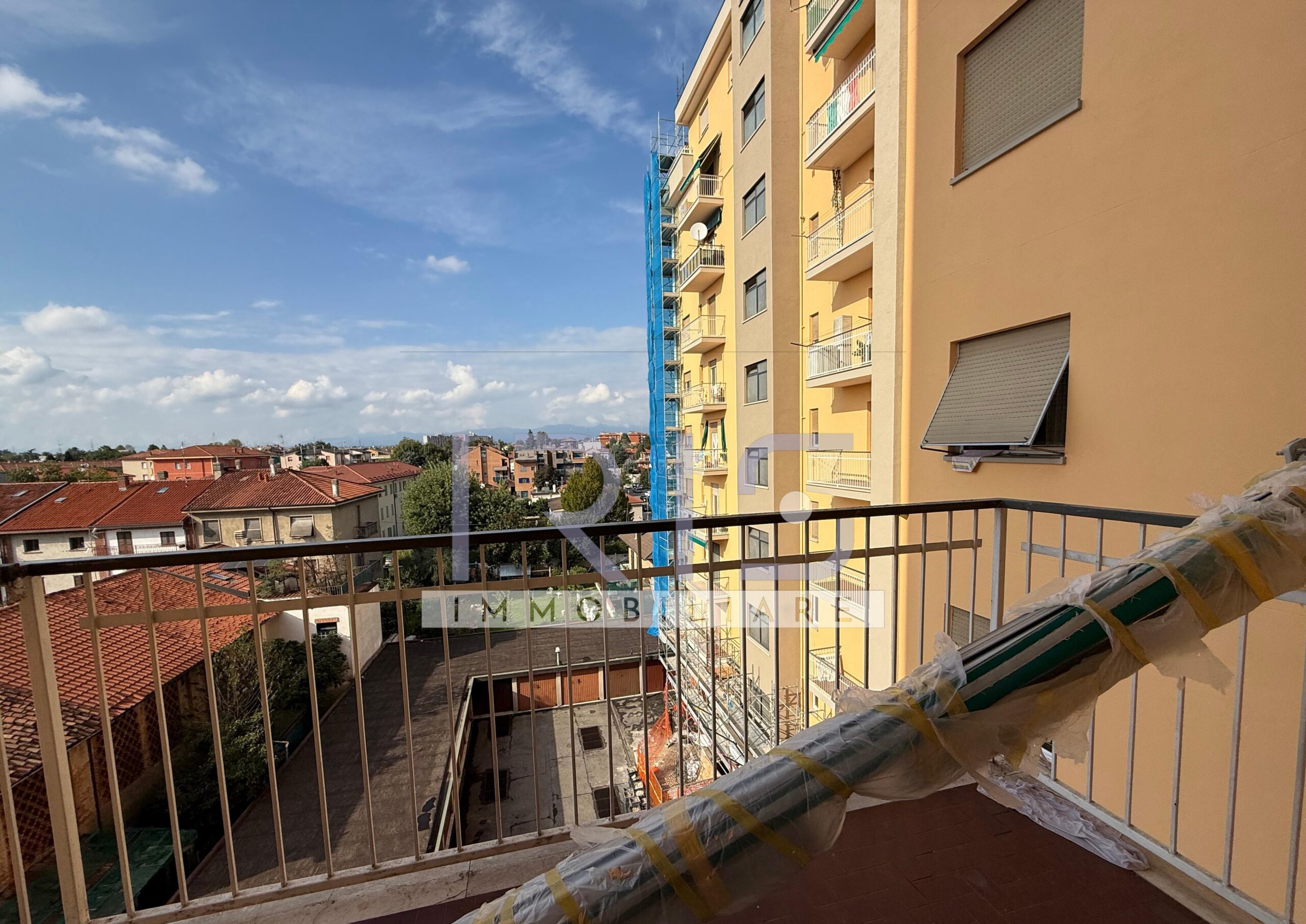 Bilocale Desio (13) Balcone